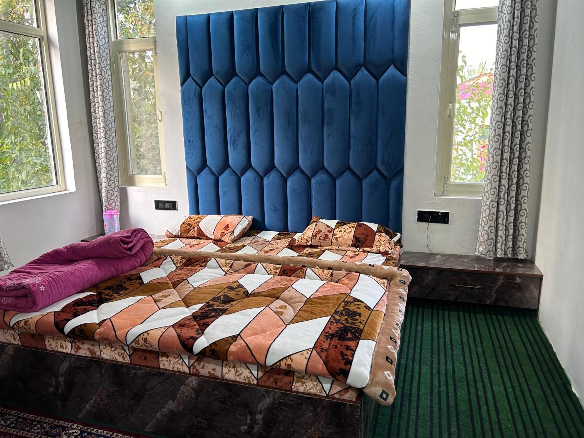 Hotel Resonance Exotic Srīnagar Eksteriør bilde