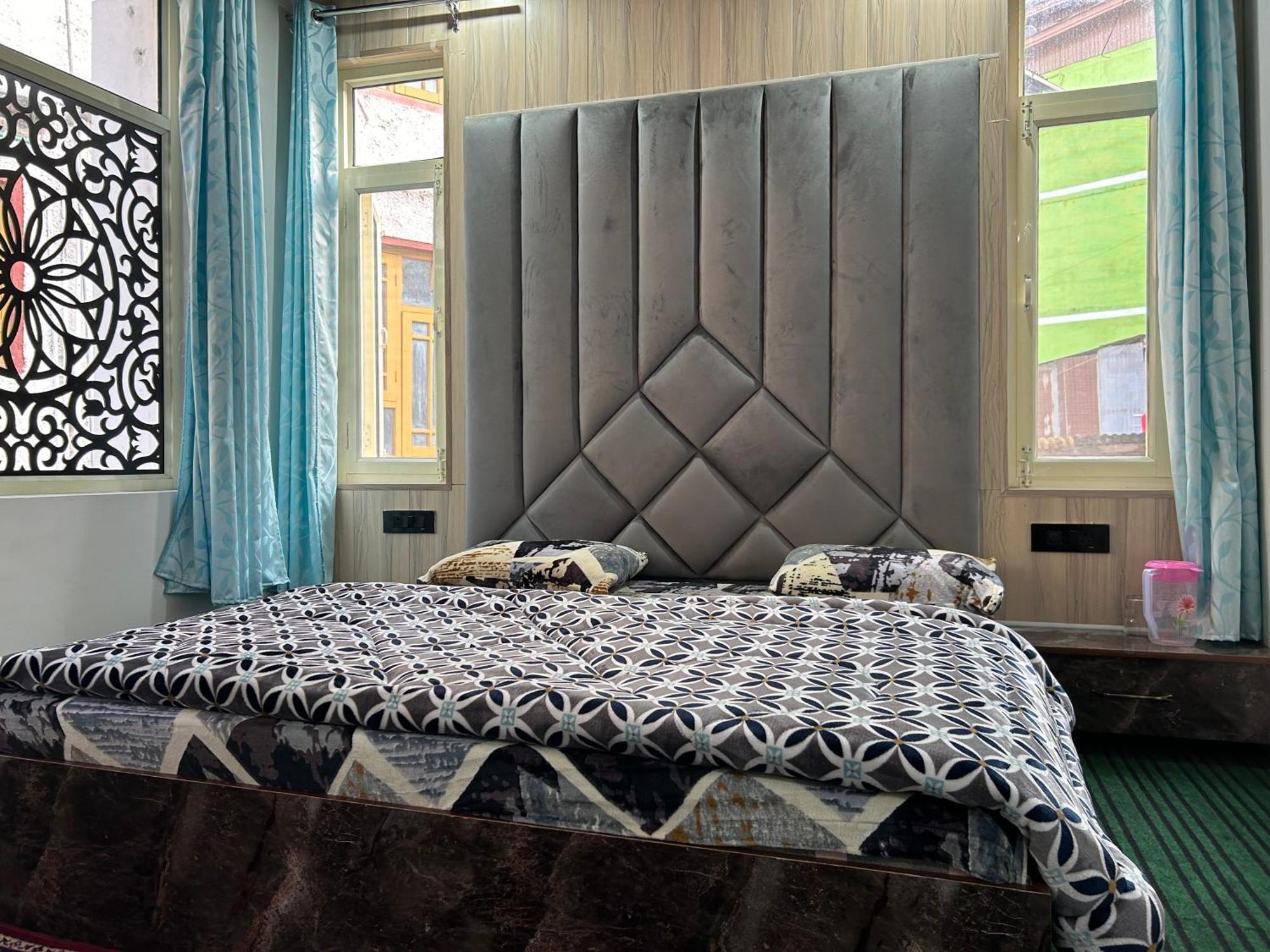 Hotel Resonance Exotic Srīnagar Eksteriør bilde